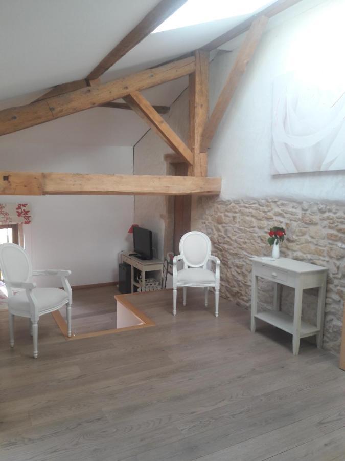 Chambres D'Hotes "Le Calme" Denice Bagian luar foto